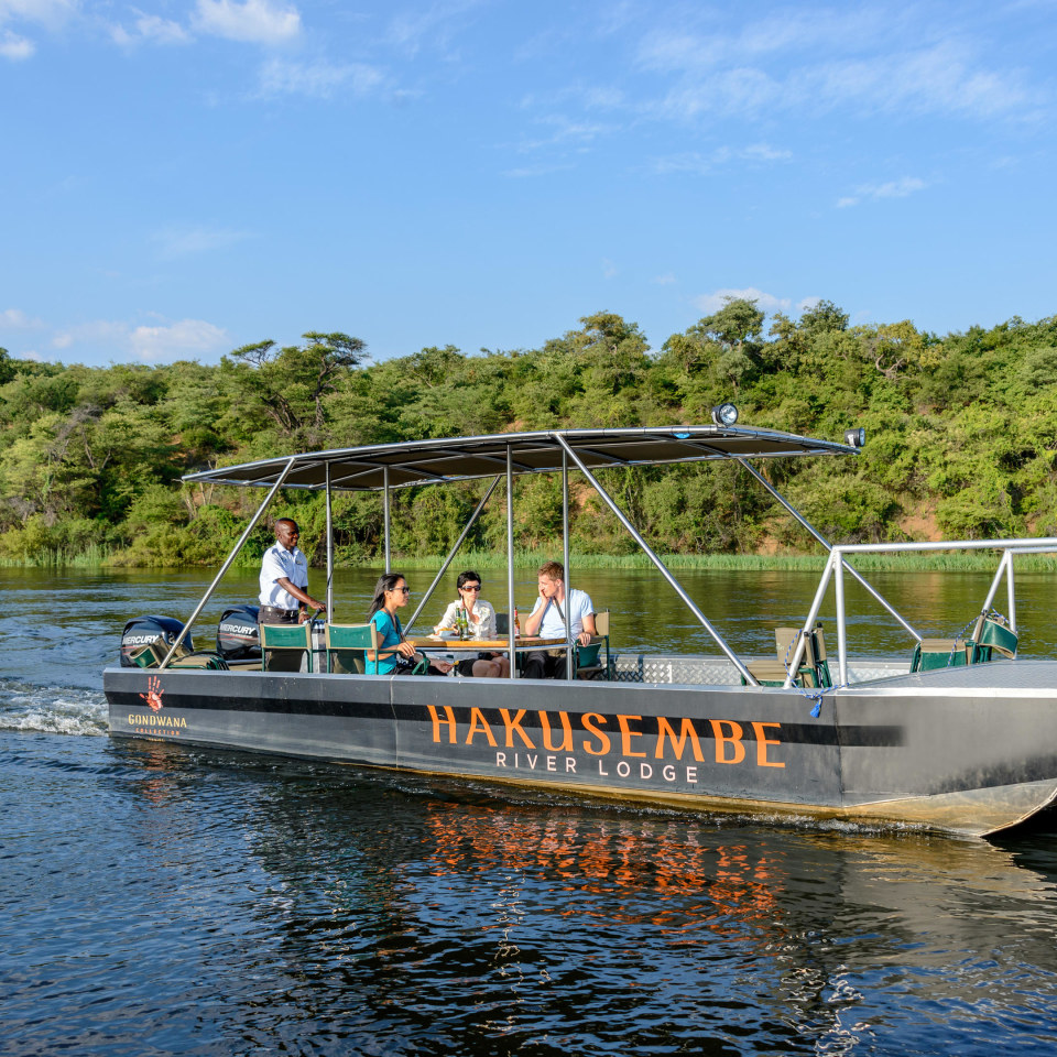 Hakusembe River Lodge
